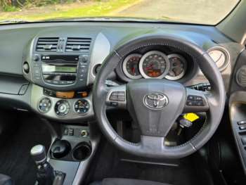 Used Toyota RAV4 2011 for sale - 75138200: Photo