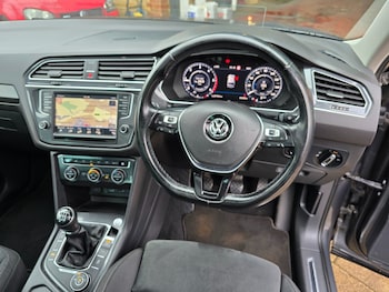 Used Volkswagen Tiguan 2016 for sale - 78545151: Photo