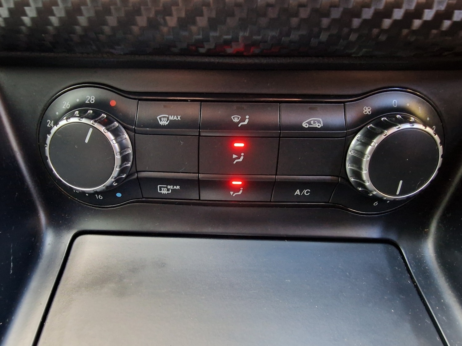 Used Mercedes-Benz A-Class 2015 for sale - 76384419: Photo 13