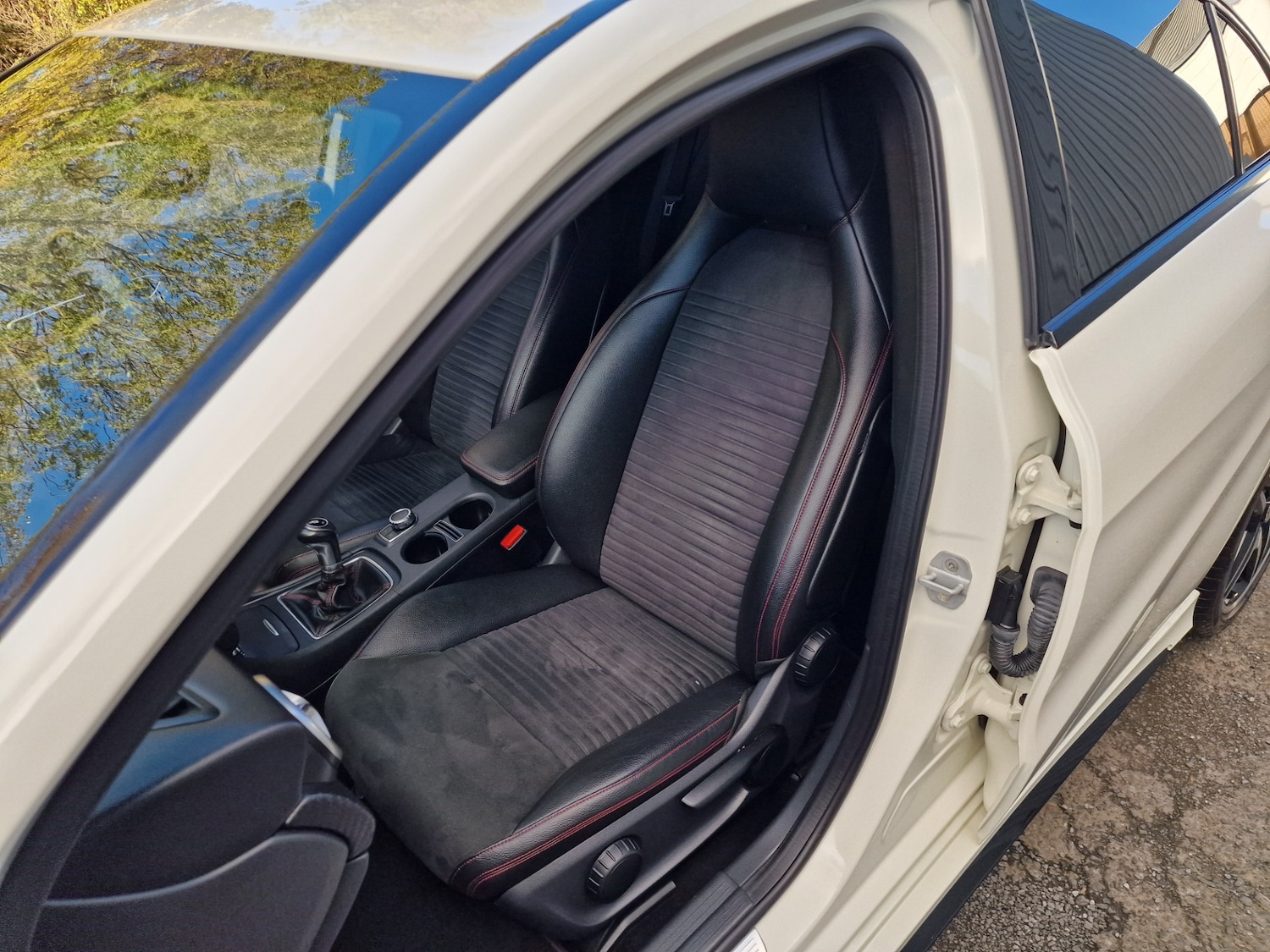 Used Mercedes-Benz A-Class 2015 for sale - 76384419: Photo 24