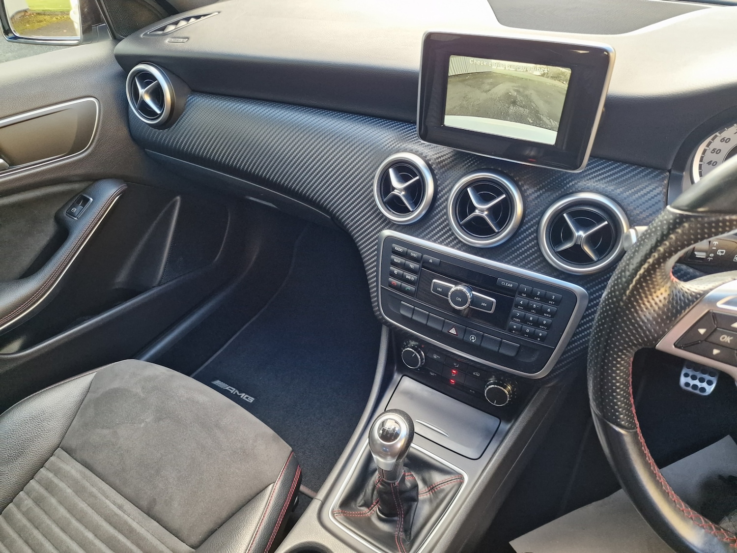 Used Mercedes-Benz A-Class 2015 for sale - 76384419: Photo 8