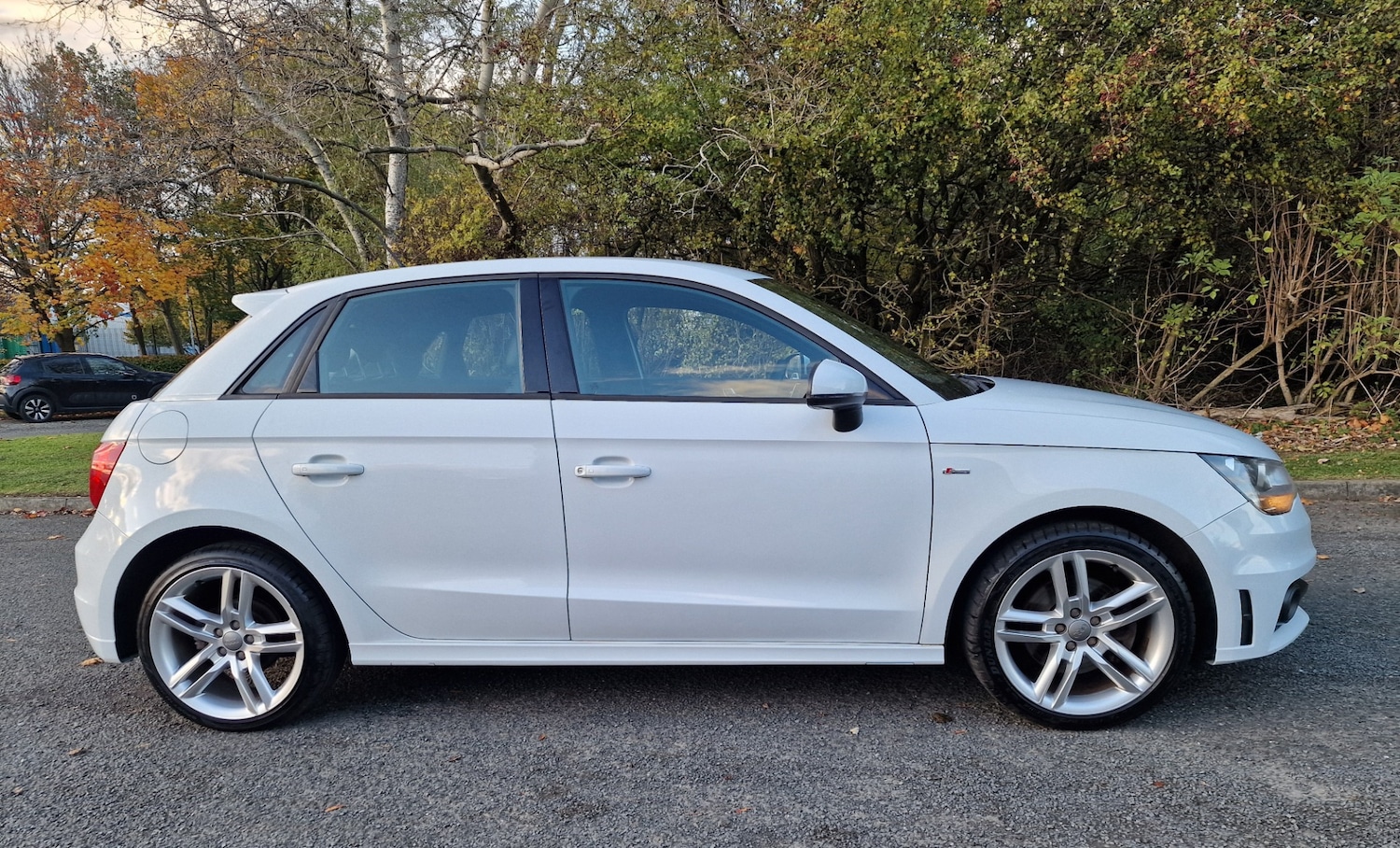Used Audi A1 2014 for sale - 76332776: Photo 5