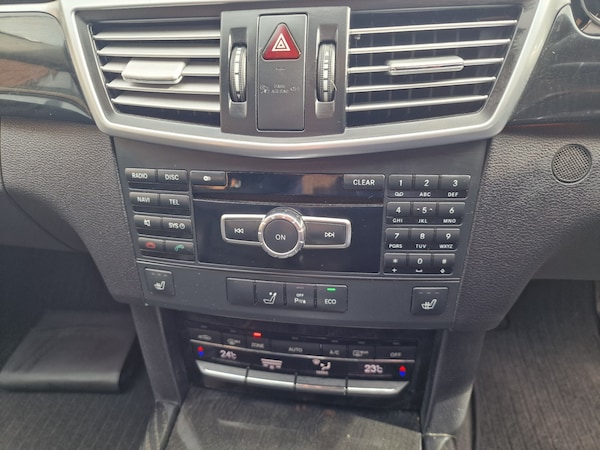 Used Mercedes-Benz E Class 2013 for sale - 76210899: Photo 19