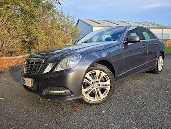 Used Mercedes-Benz E Class 2013 for sale - 76210899: Photo 2