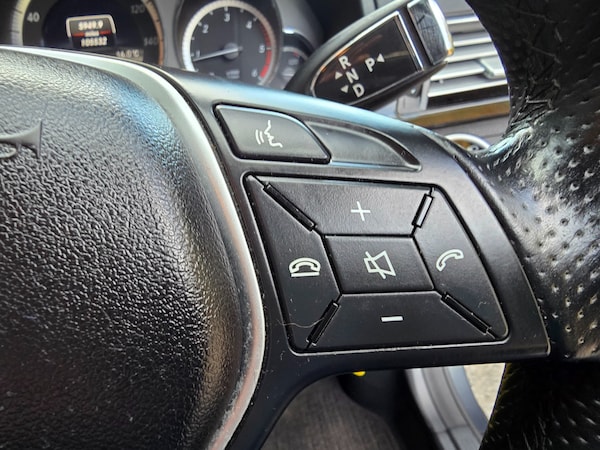 Used Mercedes-Benz E Class 2013 for sale - 76210899: Photo 40