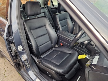 Used Mercedes-Benz E Class 2013 for sale - 76210899: Photo 4
