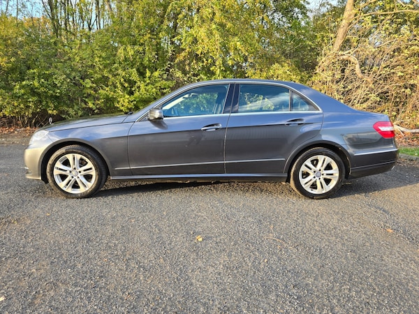 Used Mercedes-Benz E Class 2013 for sale - 76210899: Photo 6