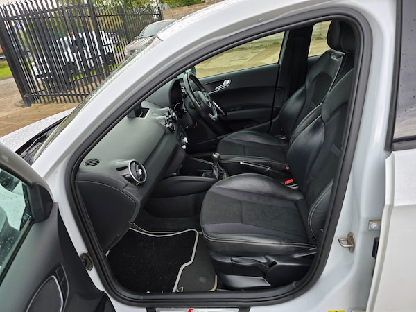Used Audi A1 2013 for sale - 75683068: Photo 12