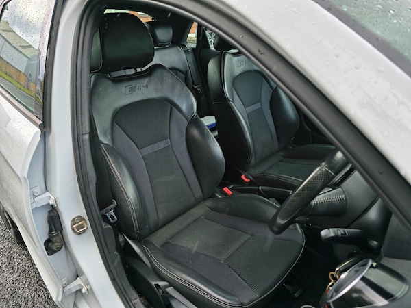 Used Audi A1 2013 for sale - 75683068: Photo 4