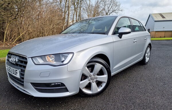 Used Audi A3 2013 for sale - 75555486: Photo 2