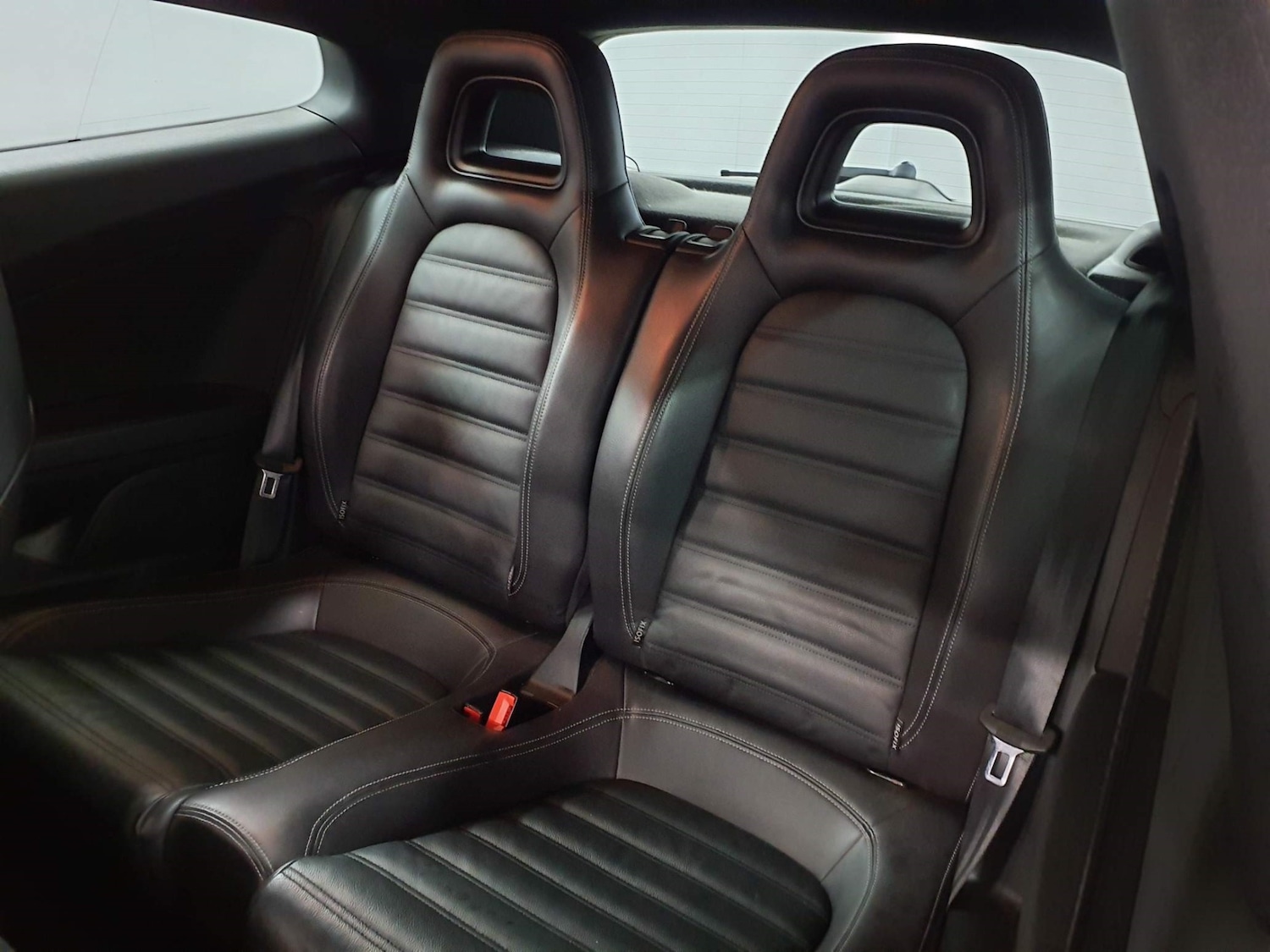 Used Volkswagen Scirocco 2014 for sale - 76484248: Photo 6