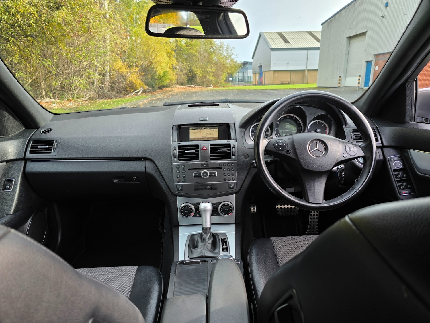 Used Mercedes-Benz C Class 2010 for sale - 76334410: Photo 19