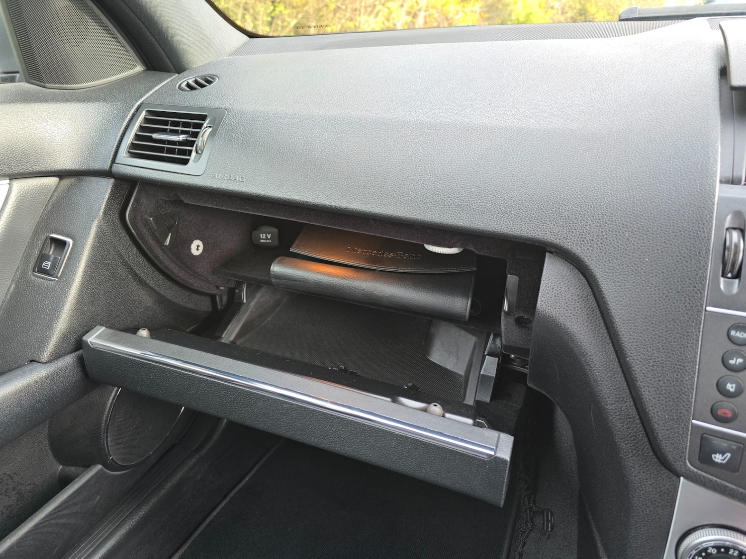 Used Mercedes-Benz C Class 2010 for sale - 76334410: Photo 25