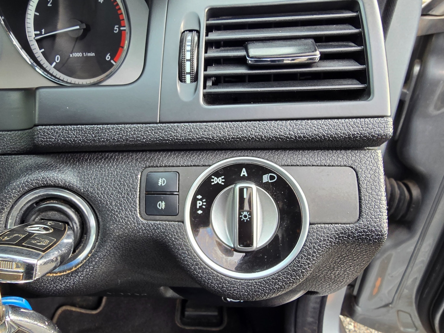 Used Mercedes-Benz C Class 2010 for sale - 76334410: Photo 31