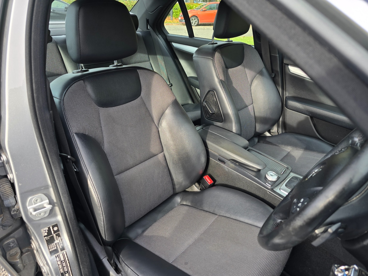 Used Mercedes-Benz C Class 2010 for sale - 76334410: Photo 4