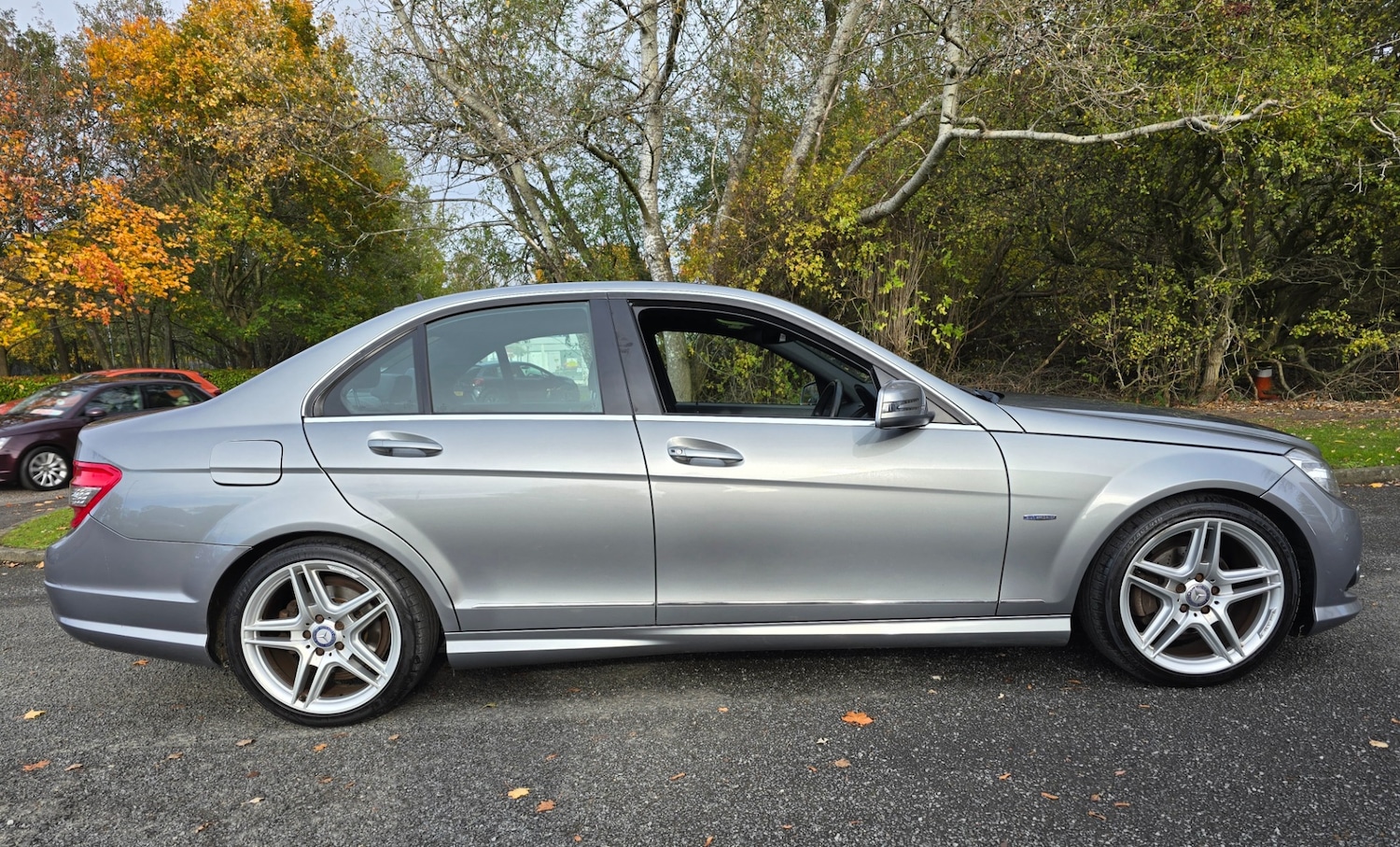 Used Mercedes-Benz C Class 2010 for sale - 76334410: Photo 5