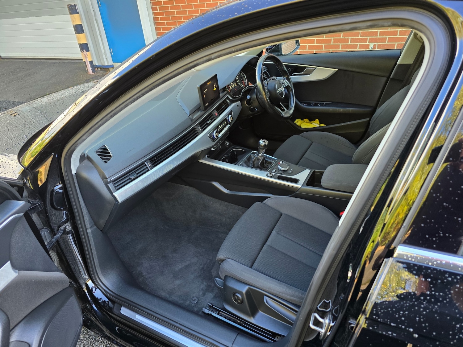 Used Audi A4 2017 for sale - 75807311: Photo 28