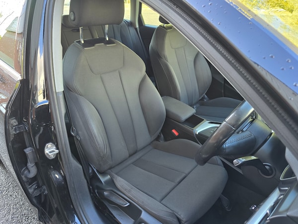 Used Audi A4 2017 for sale - 75807311: Photo 5