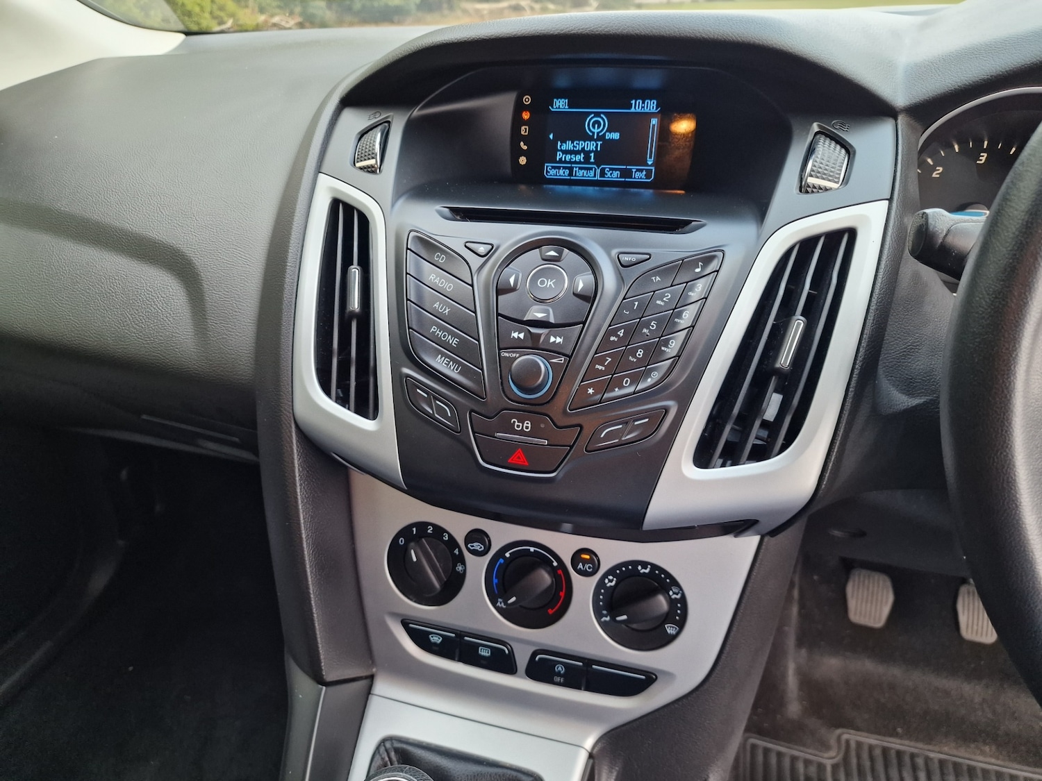 Vehicle 29
