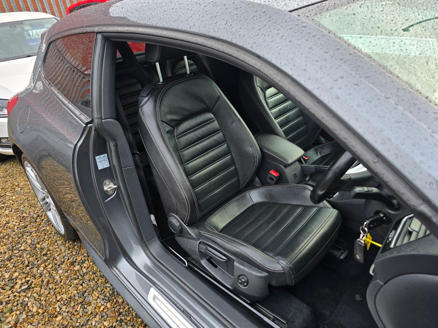 Used Volkswagen Scirocco 2017 for sale - 76571053: Photo 4