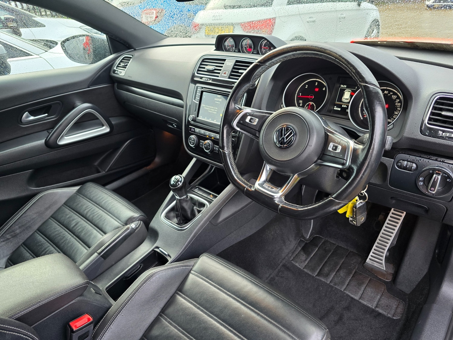 Used Volkswagen Scirocco 2017 for sale - 76571053: Photo 9