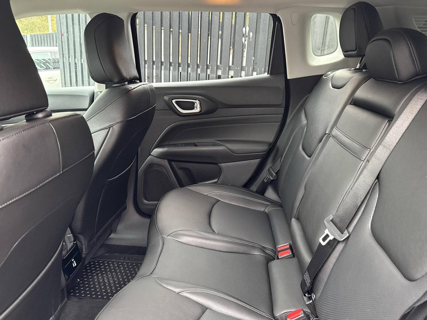 Used Jeep Compass 2025 for sale - 76845977: Photo 8