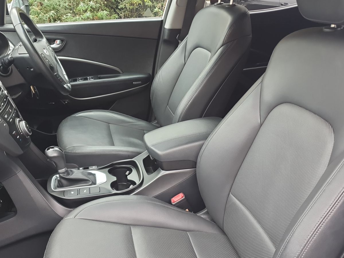 Used Hyundai Santa Fe 2018 for sale - 76881971: Photo 15