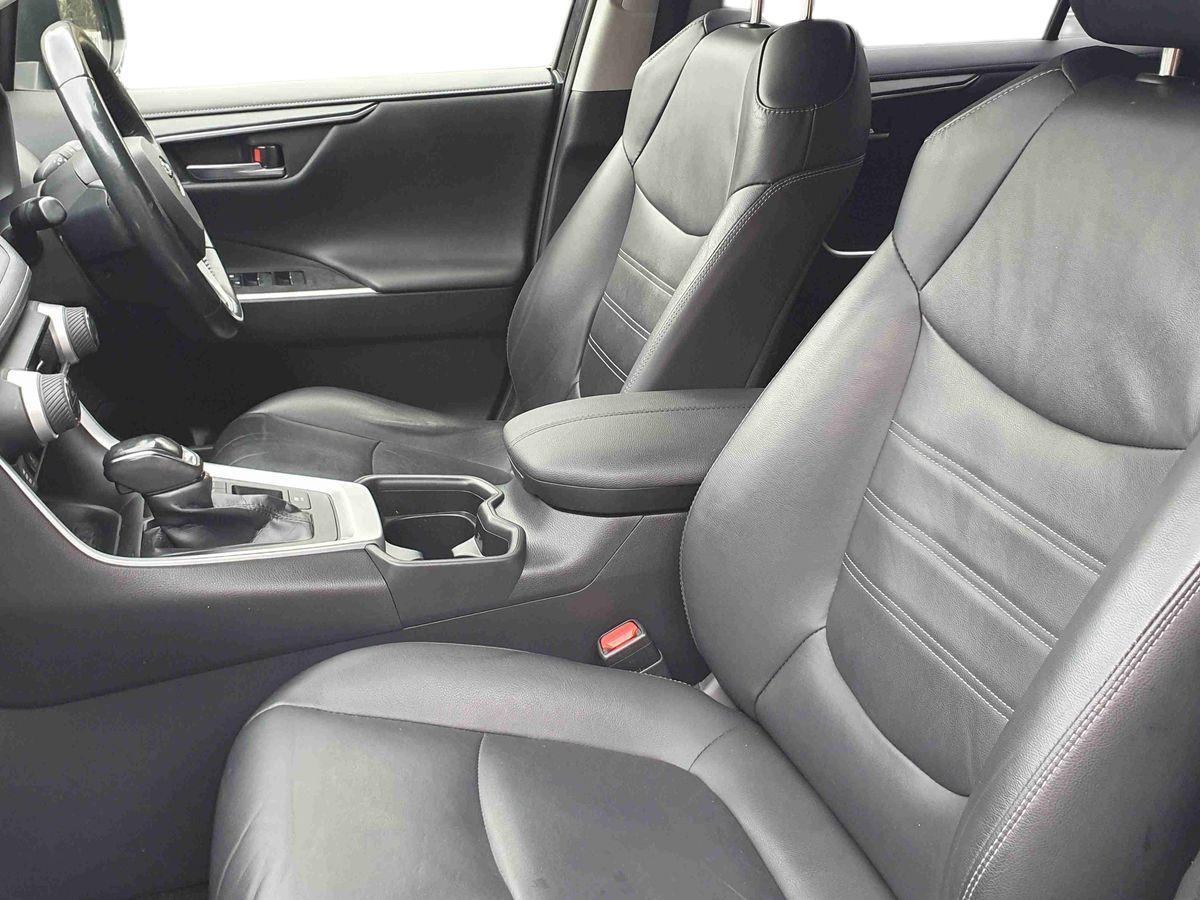 Used Toyota RAV4 2019 for sale - 77885390: Photo 16