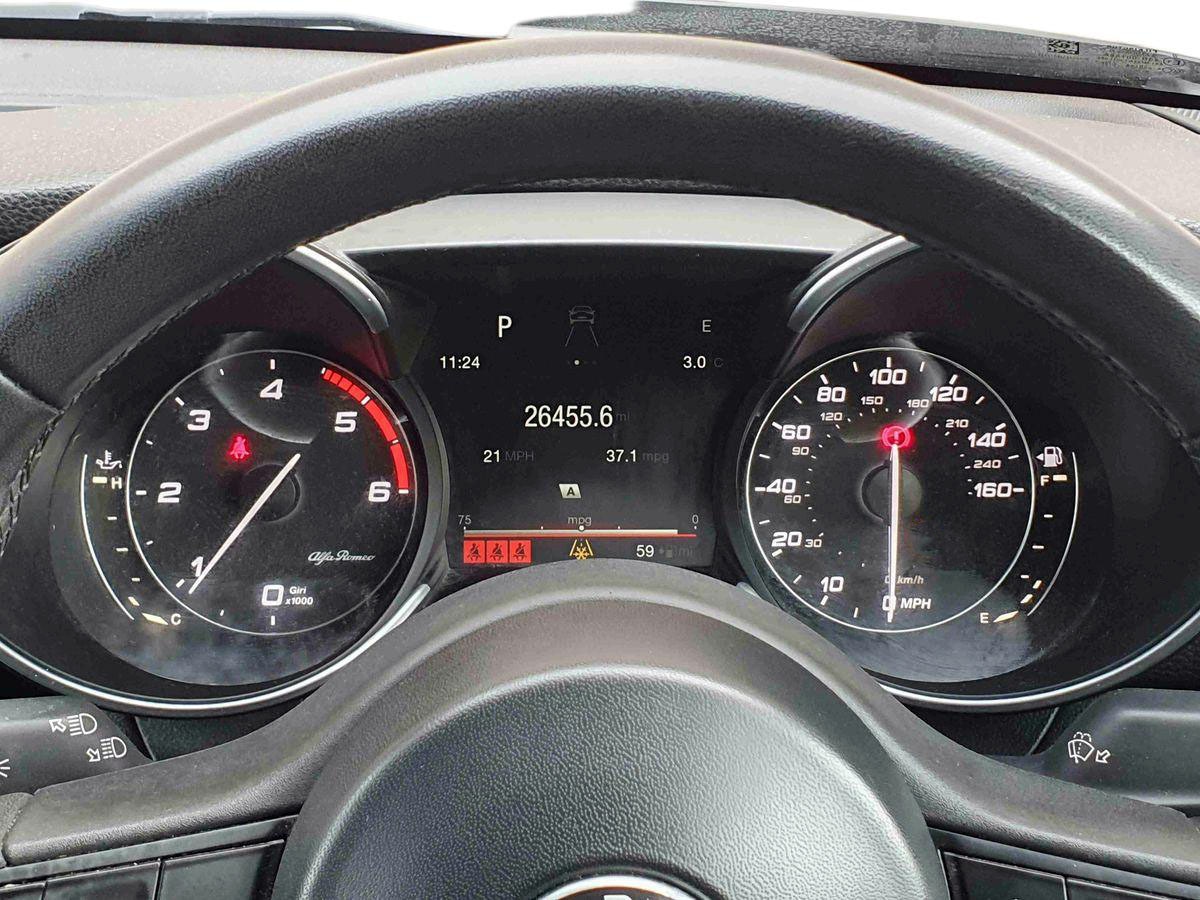 Used Alfa Romeo Giulia 2017 for sale - 77151482: Photo 14