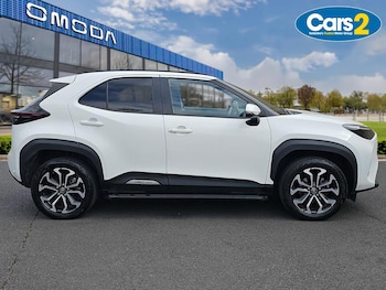 Used Toyota Yaris Cross 2024 for sale - 79317653: Photo