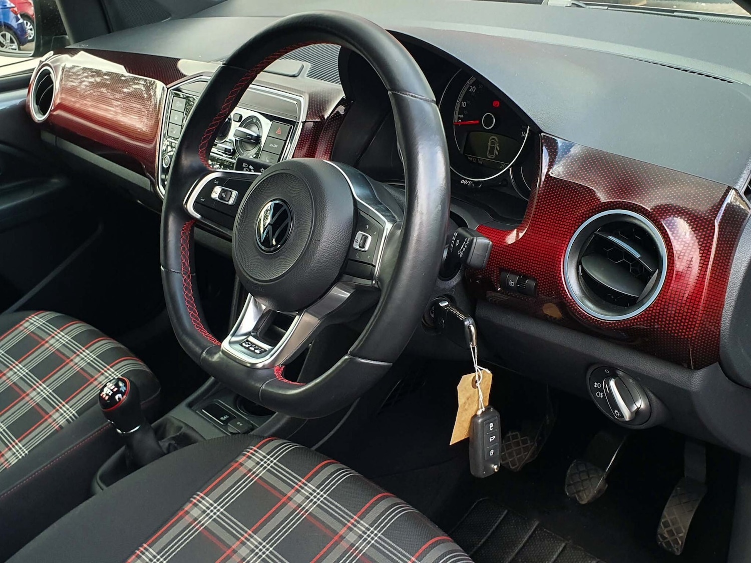 Used Volkswagen up! 2023 for sale - 76556909: Photo 12