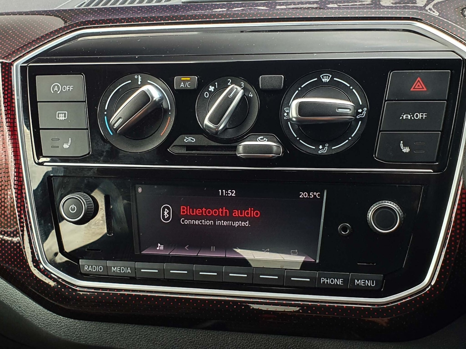 Used Volkswagen up! 2023 for sale - 76556909: Photo 20