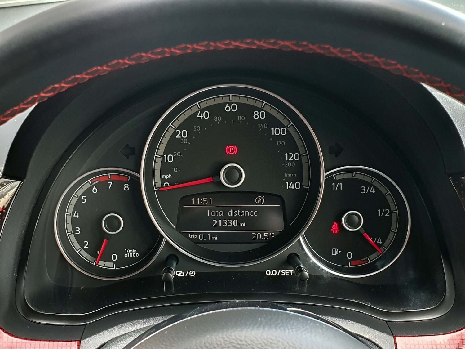 Used Volkswagen up! 2023 for sale - 76556909: Photo 29