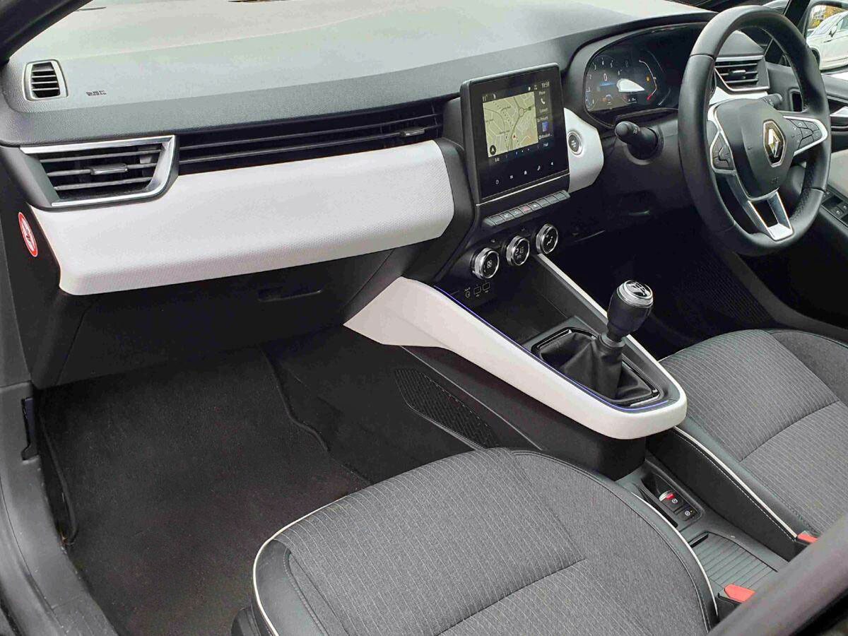 Used Renault Clio 2021 for sale - 77552254: Photo 15