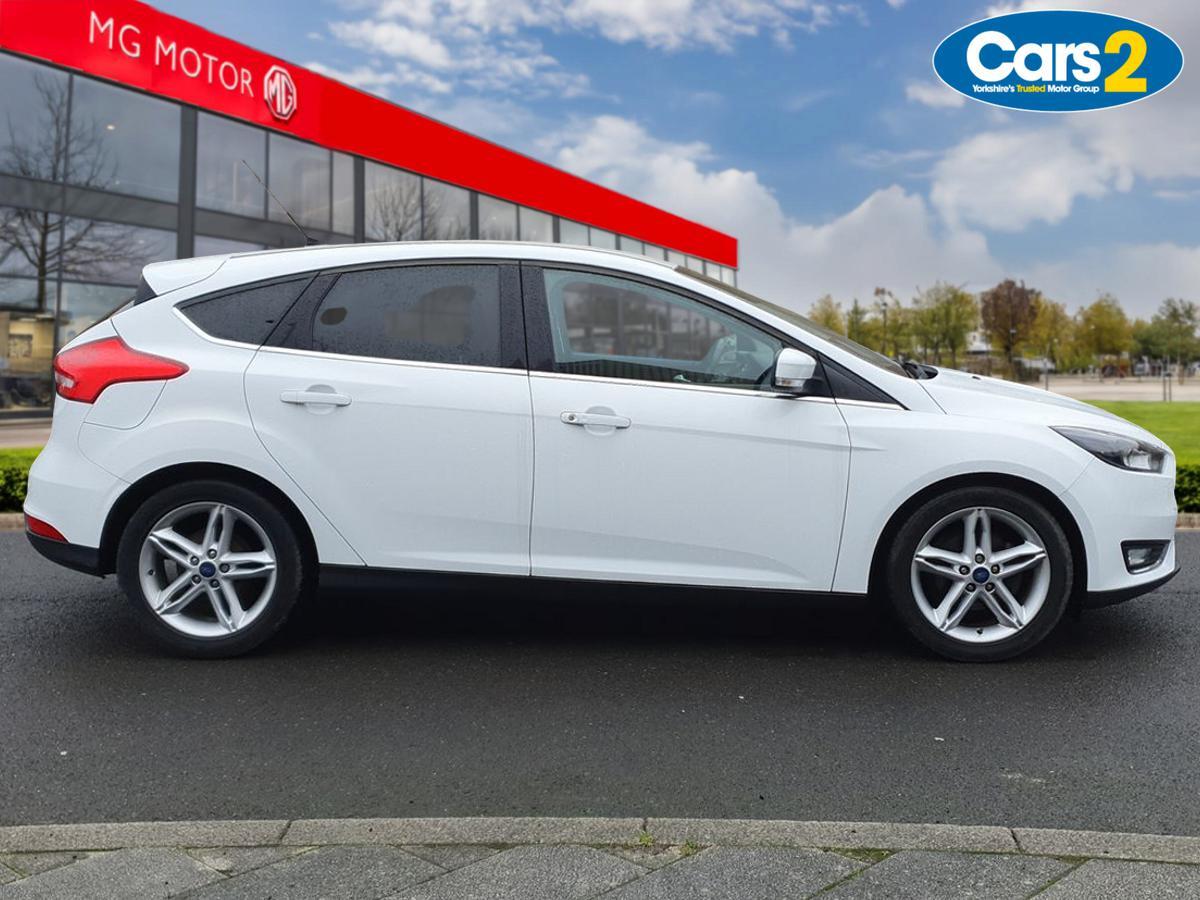 Used Ford Focus 2017 for sale - 78198880: Photo 2