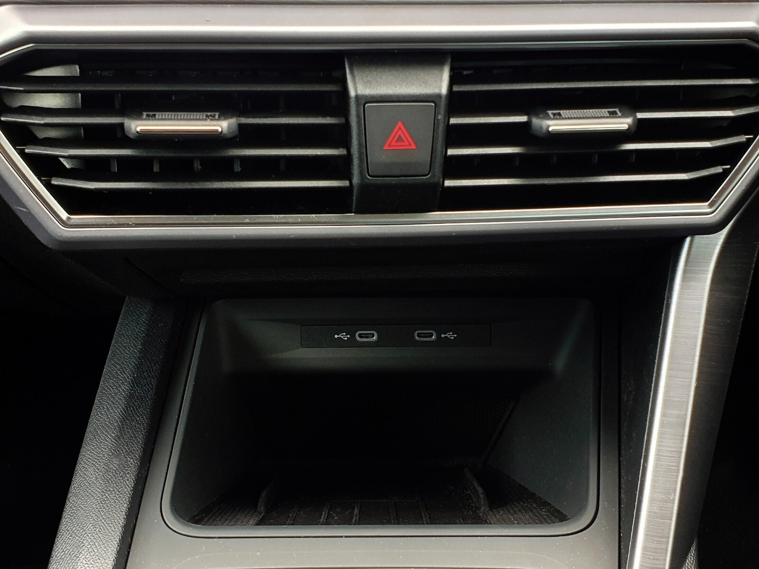 Used SEAT Leon 2024 for sale - 77057893: Photo 18