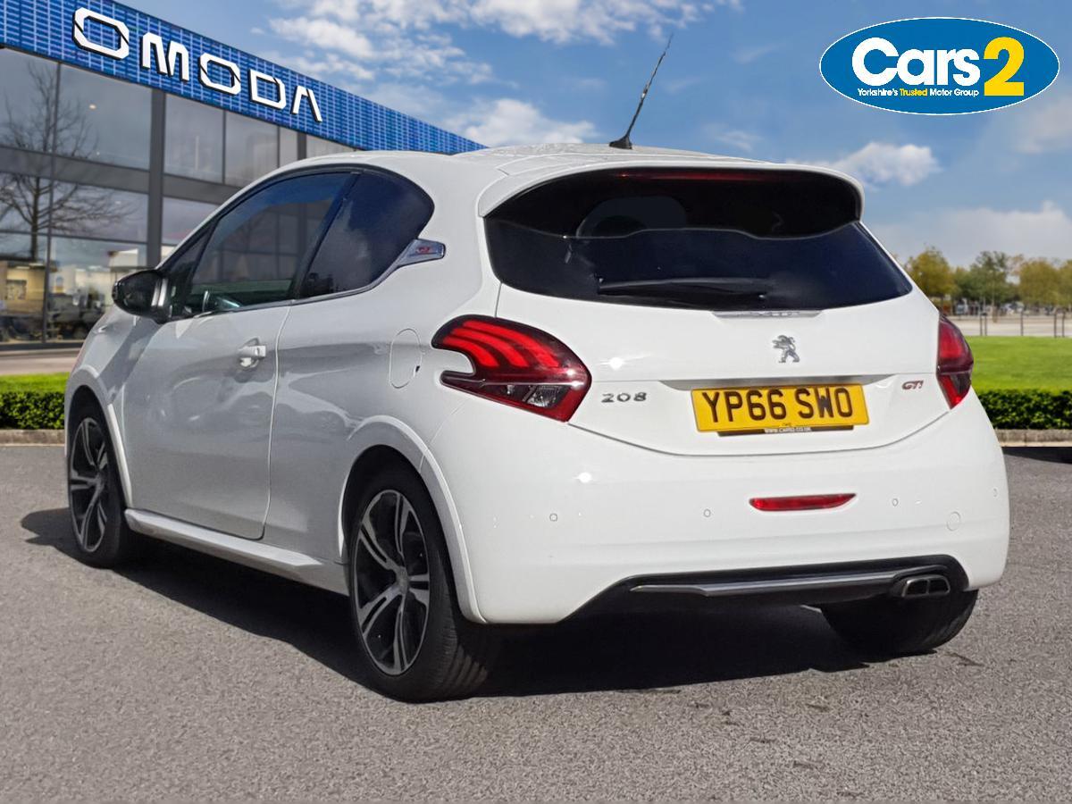 Used Peugeot 208 2017 for sale - 76556876: Photo 5