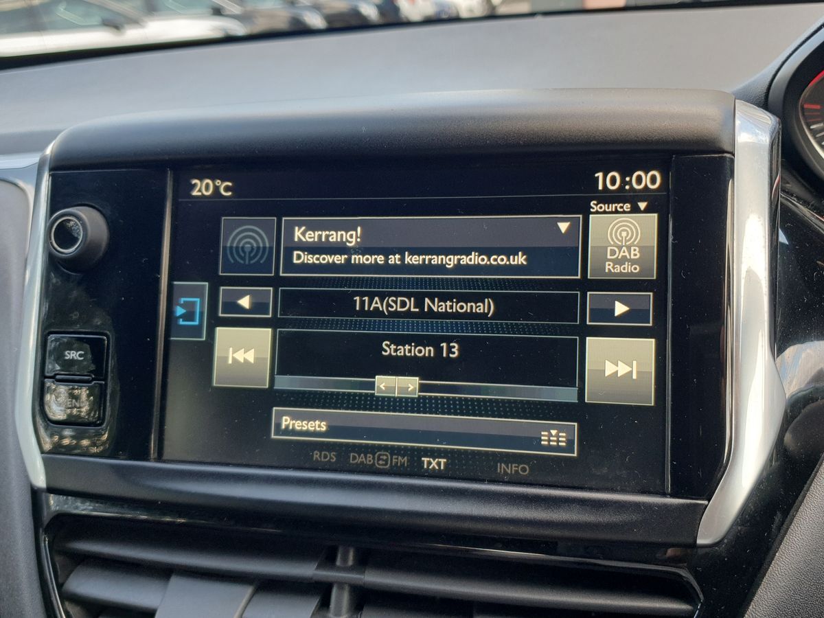 Used Peugeot 208 2017 for sale - 76788111: Photo 18