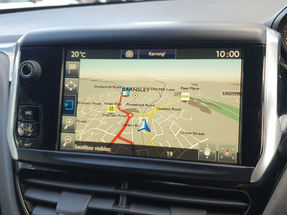 Used Peugeot 208 2017 for sale - 76788111: Photo 19