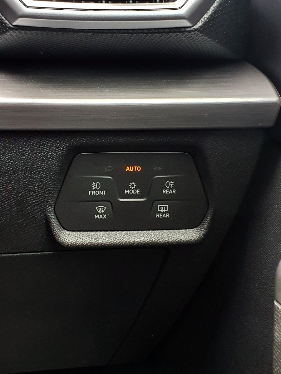 Used SEAT Leon 2024 for sale - 76881985: Photo 31