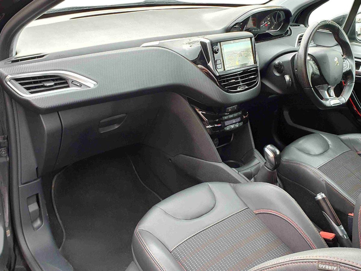 Used Peugeot 208 2015 for sale - 76745394: Photo 15