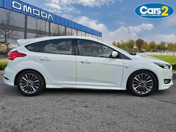 Used Ford Focus 2017 for sale - 79571106: Photo