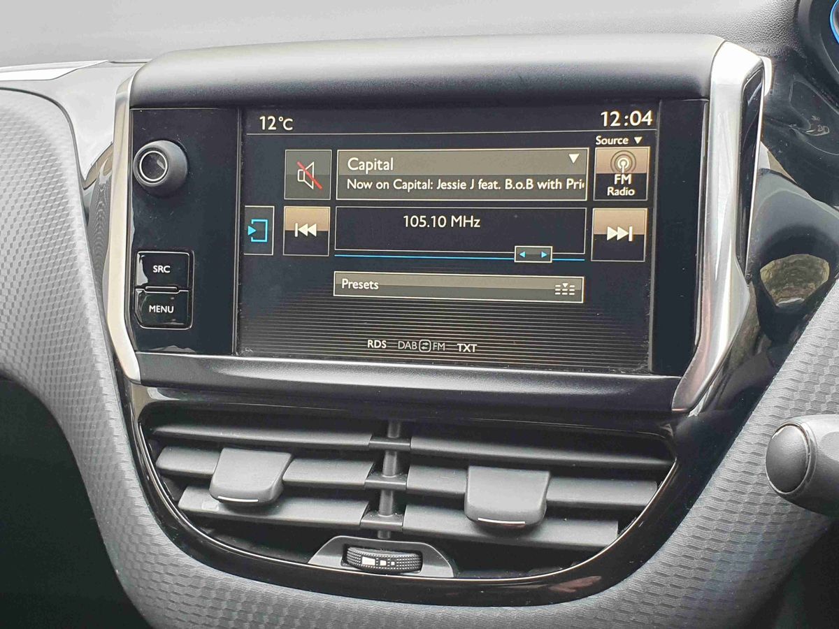 Used Peugeot 2008 2016 for sale - 77885382: Photo 20