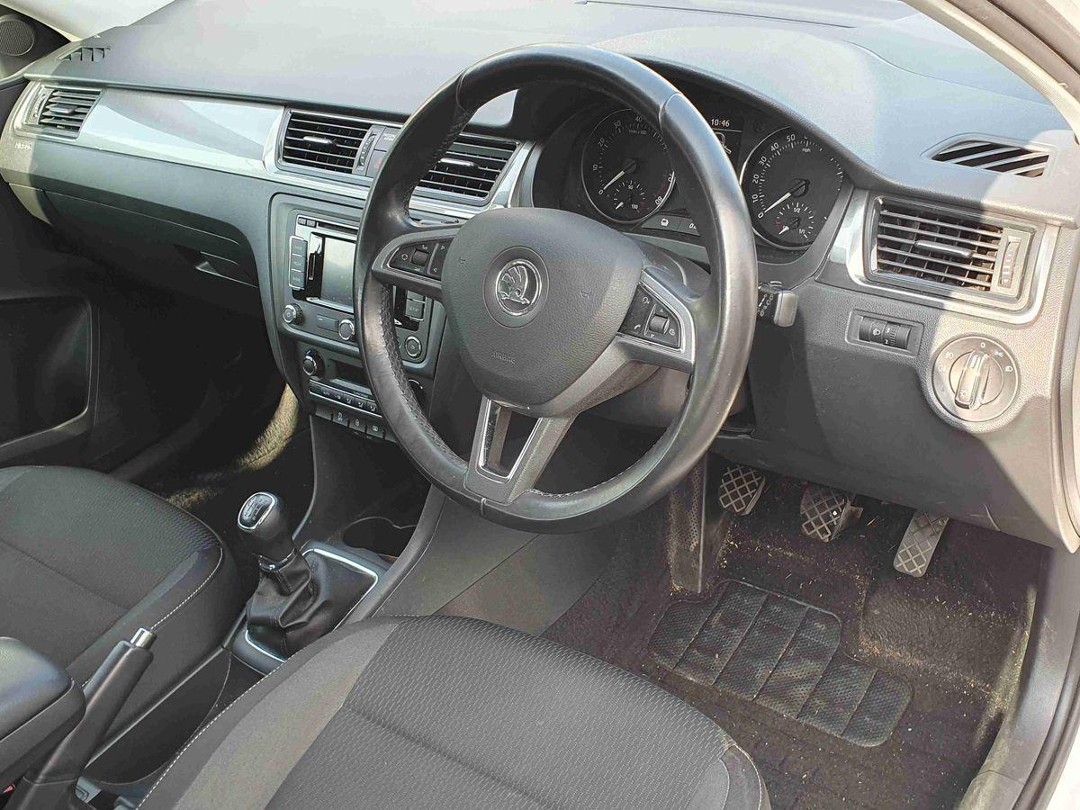 Used Skoda Rapid Spaceback 2015 for sale - 77995087: Photo 10