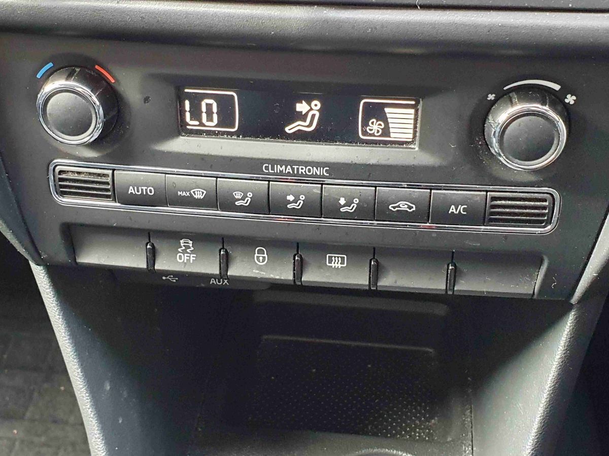 Used Skoda Rapid Spaceback 2015 for sale - 77995087: Photo 24