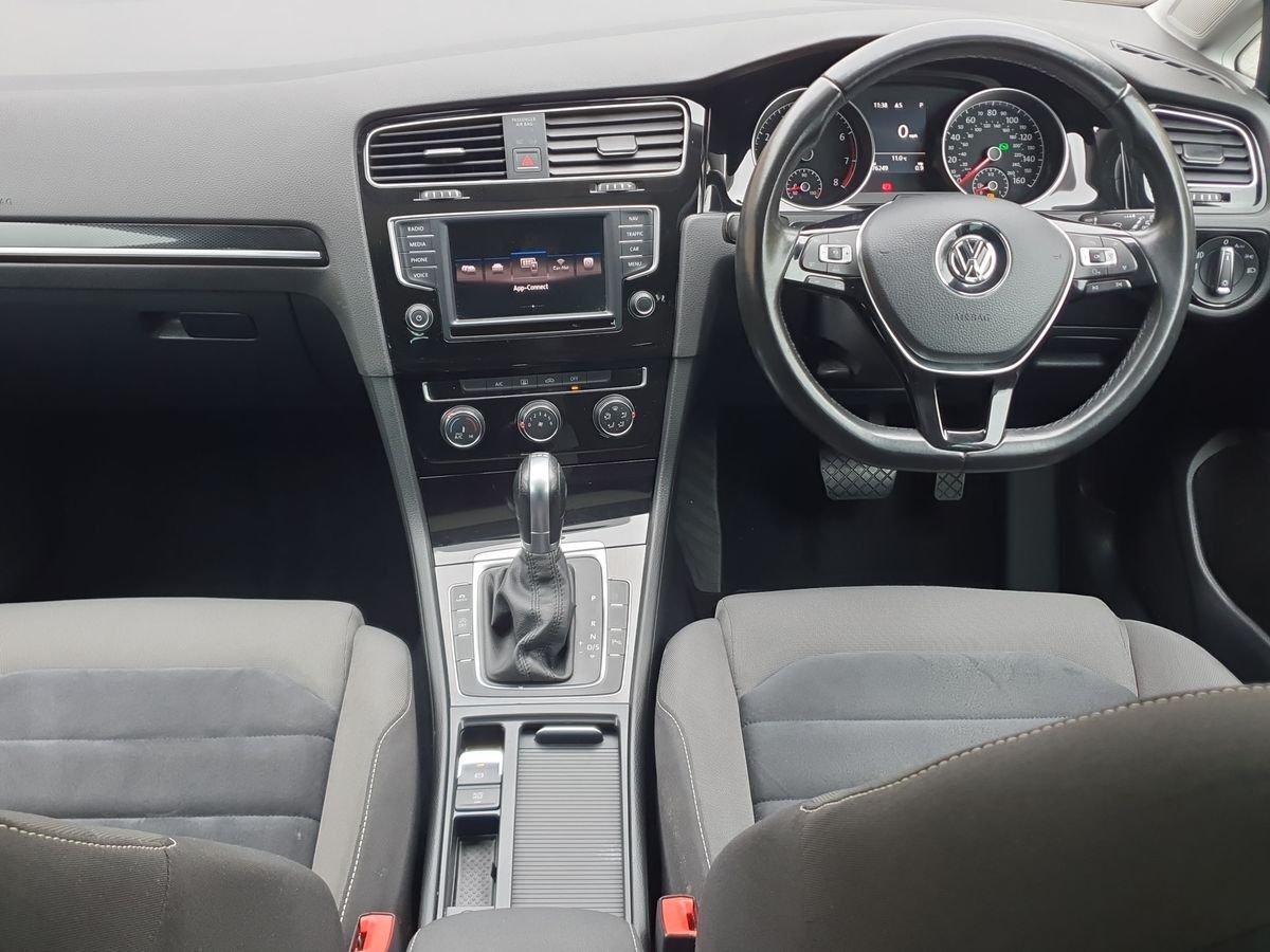Used Volkswagen Golf 2017 for sale - 76556988: Photo 10