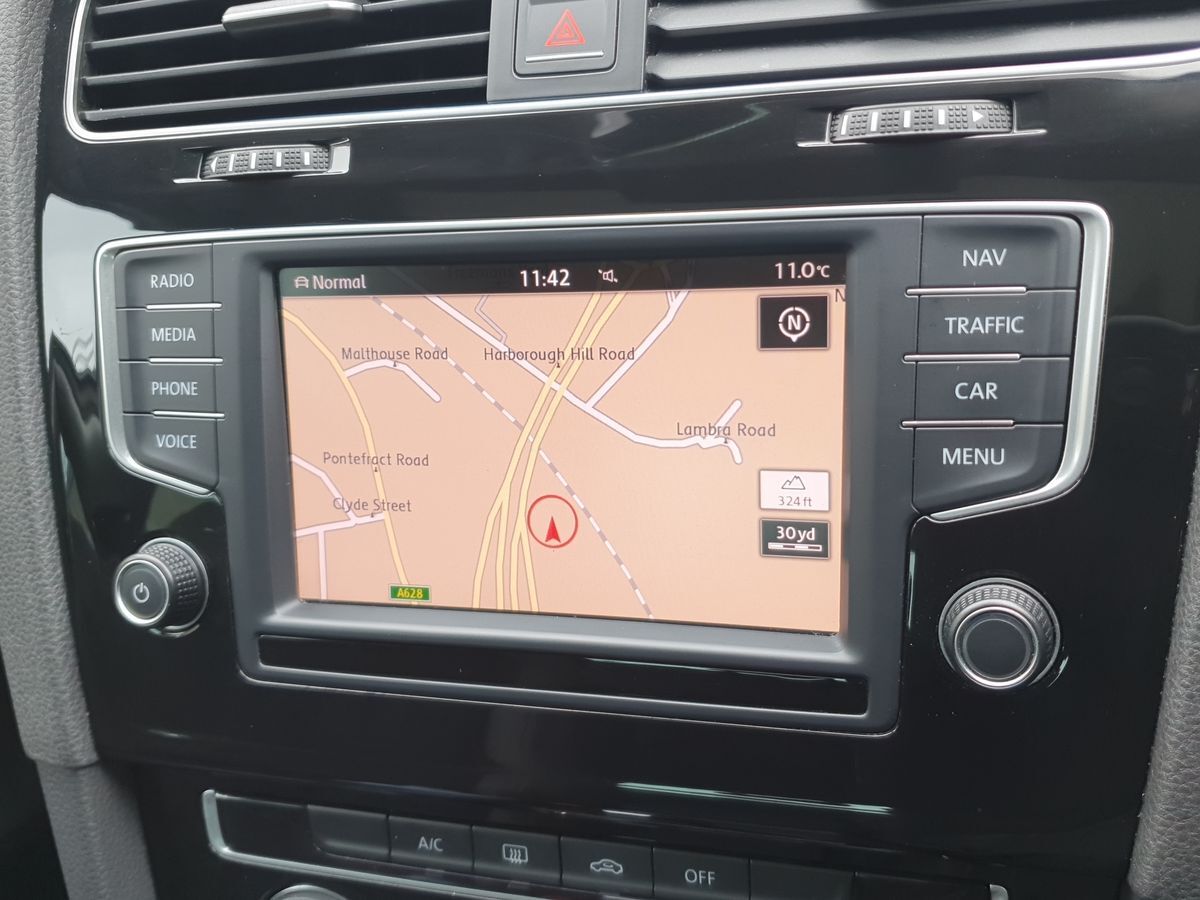 Used Volkswagen Golf 2017 for sale - 76556988: Photo 23