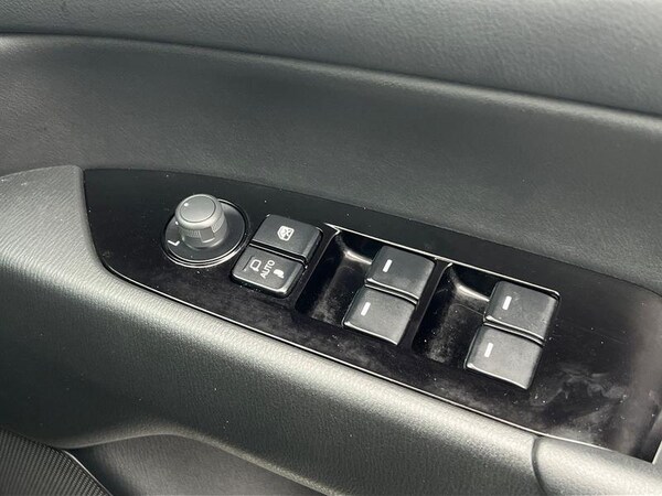Used Mazda CX-5 2023 for sale - 73103544: Photo 17