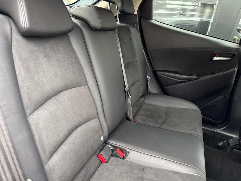 Used Mazda Mazda2 2023 for sale - 75457355: Photo 13