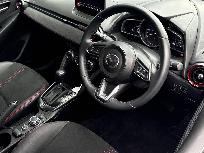 Used Mazda Mazda2 2023 for sale - 75457355: Photo 3